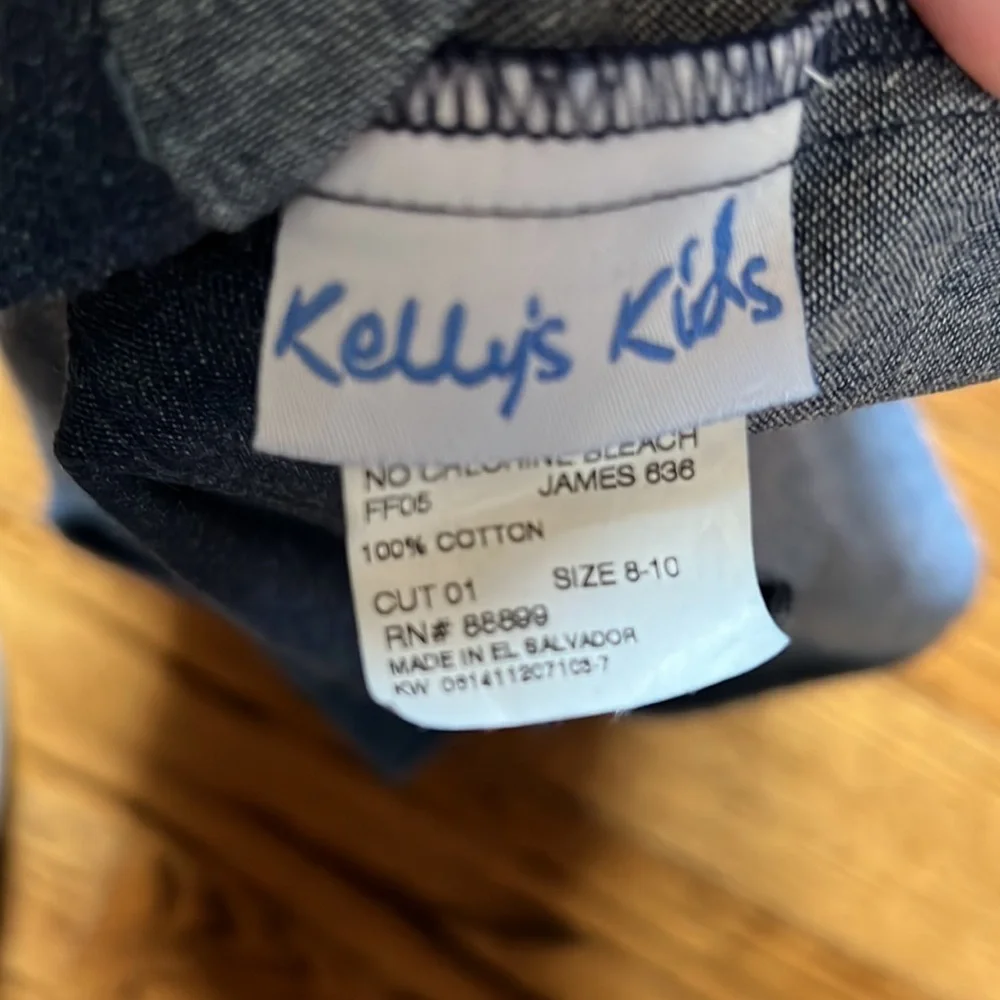 Kelly's Kids boys long sleeved button down denim Oxford shirt size 8-10 EUC